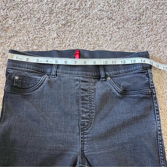 SPANXshape™ EveryWear Ankle Skinny Jeans - Picture 11 of 15